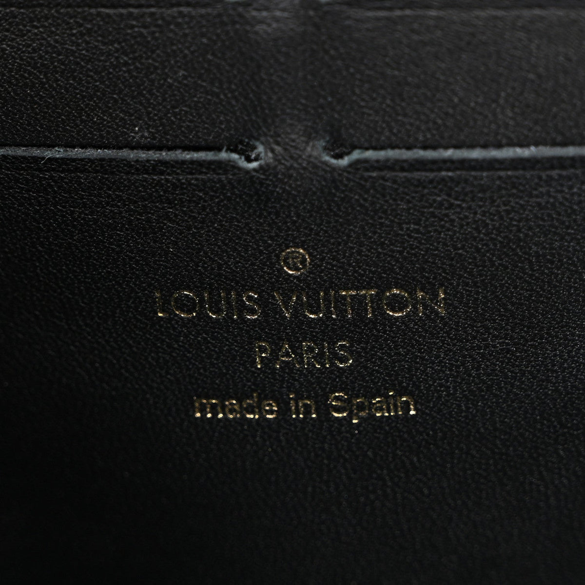 Damier Ebene Vavin Chain Wallet Black