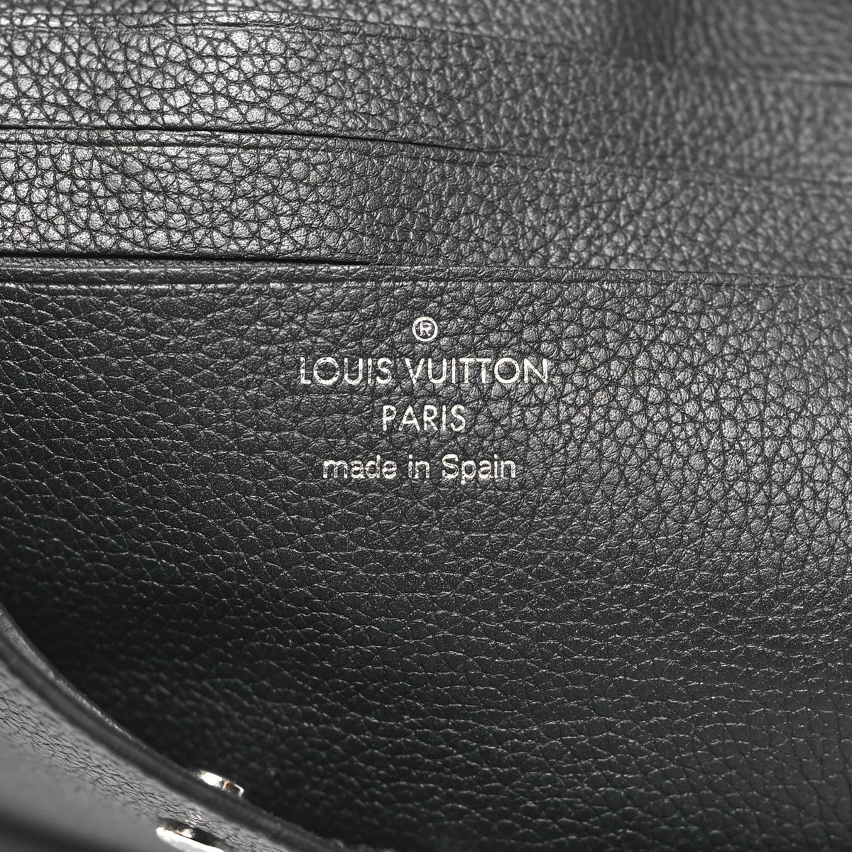 Calfskin Nano Lockme Bucket Black
